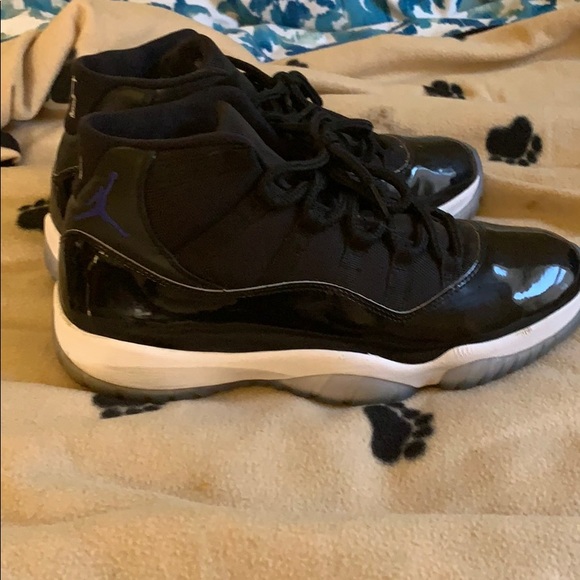 Space jam Jordan 11s - Picture 3 of 4